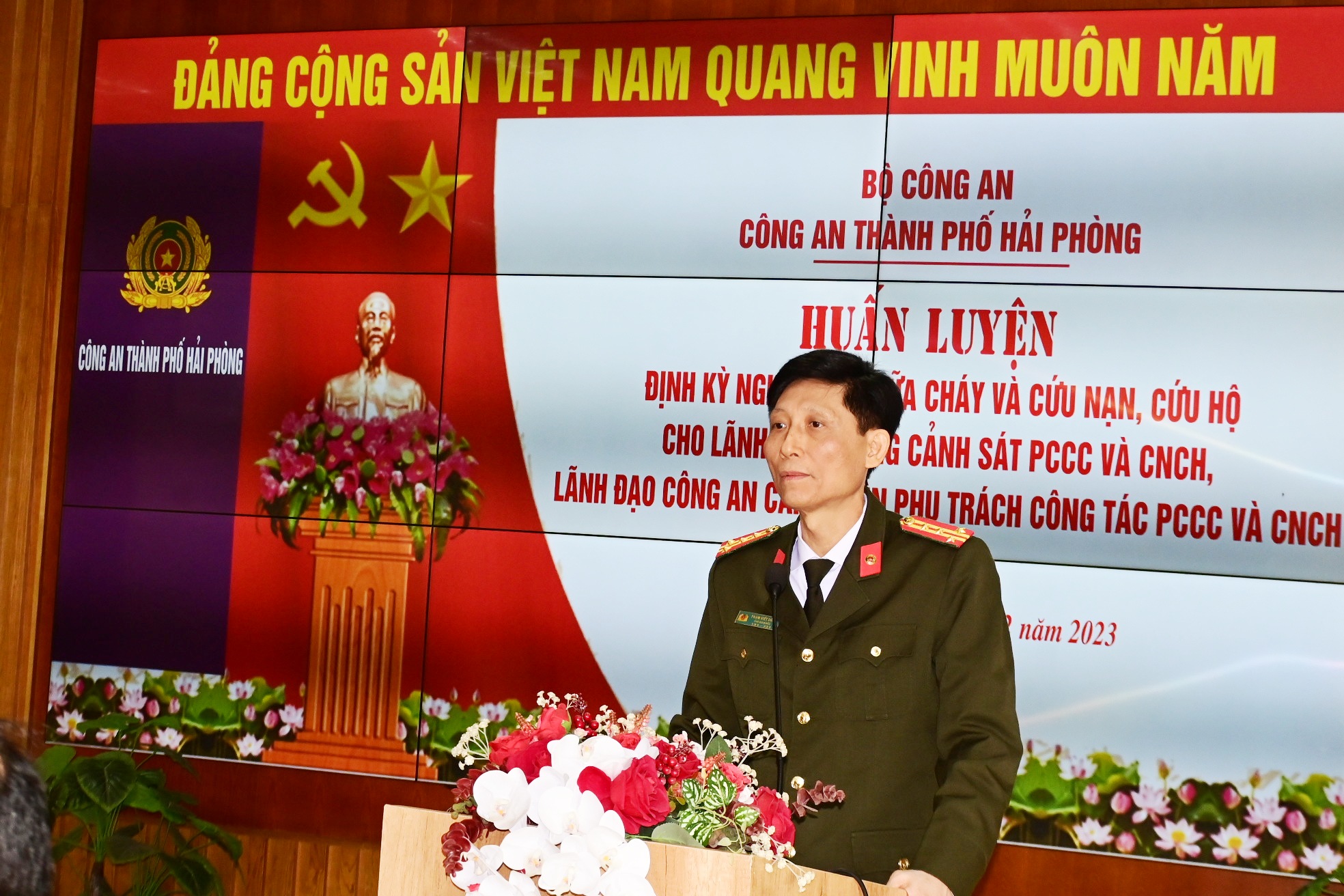 Khai mạc lớp huấn luyện định kỳ nghiệp vụ chữa cháy và cứu nạn, cứu hộ năm 2023